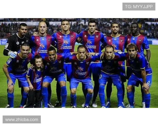 以斯特拉斯堡足球俱乐部为核心解析法甲新势力崛起之路与未来发展前景